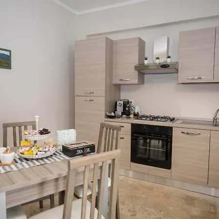 ベッド・アンド・ブレックファスト Il Risveglio Del Cavaliere 4*